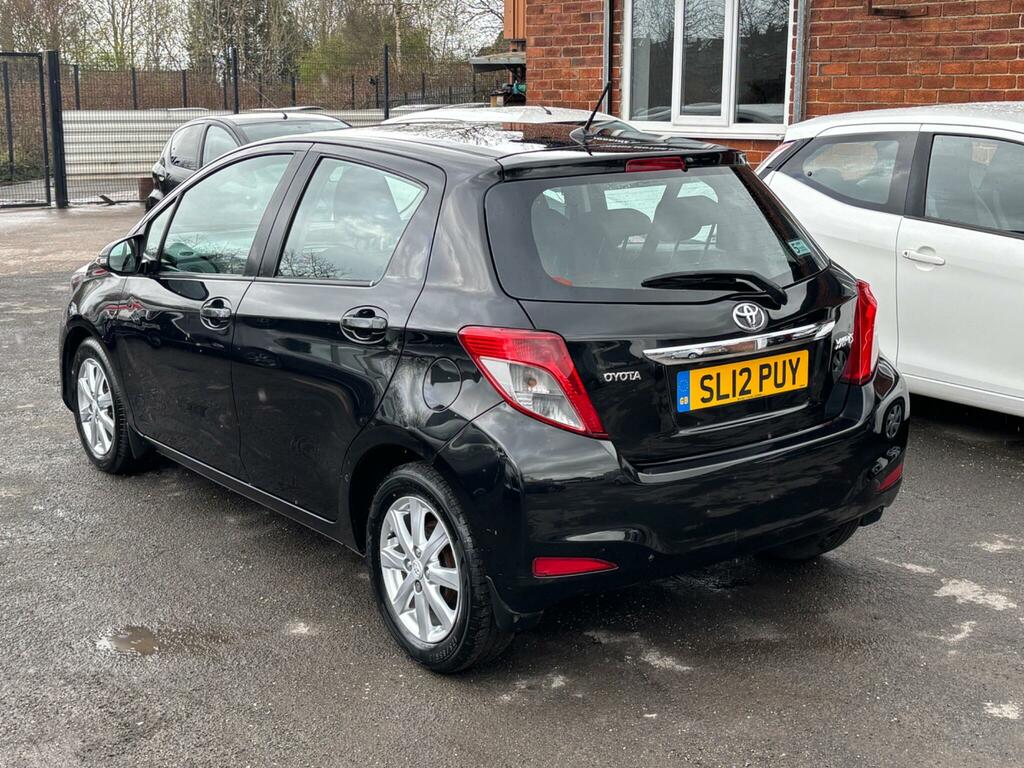 Toyota Yaris 1.4 D-4d Tr Euro 5 Black #4
