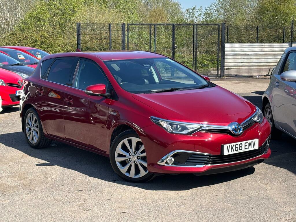 Toyota Auris 1.8 Vvt-h Excel Cvt Euro 6 Ss Red