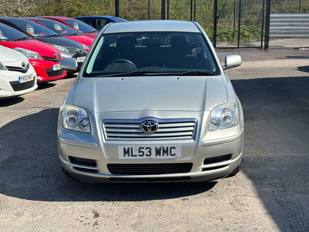 Toyota Avensis  Silver #2