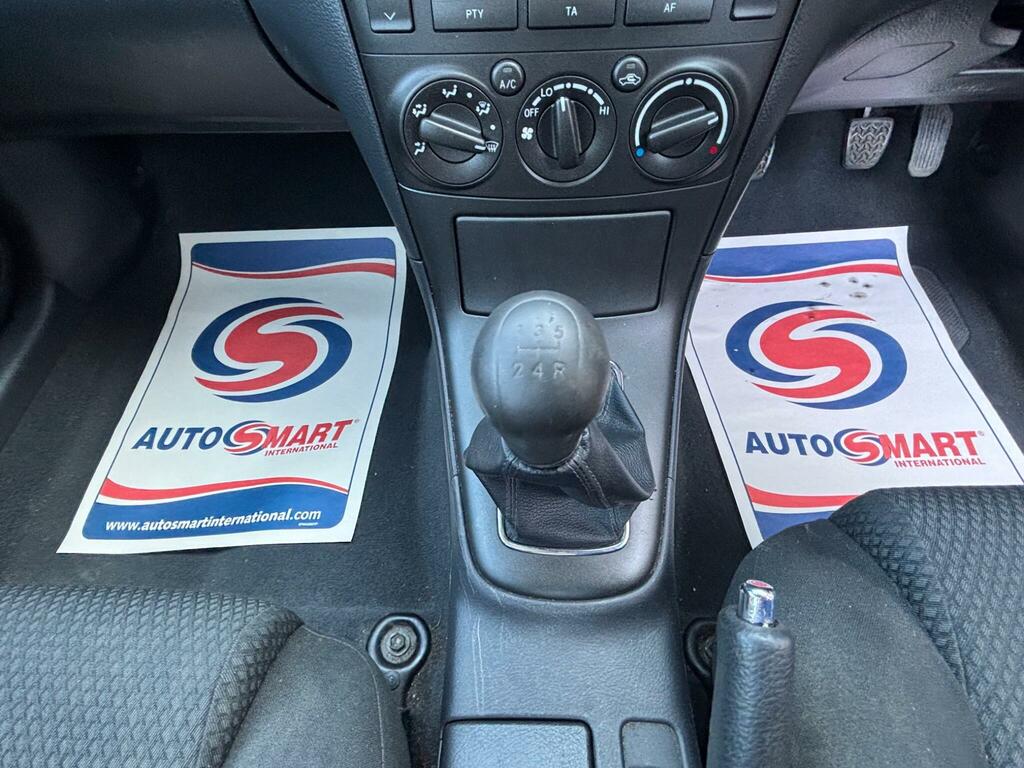 Toyota Avensis  Silver #30