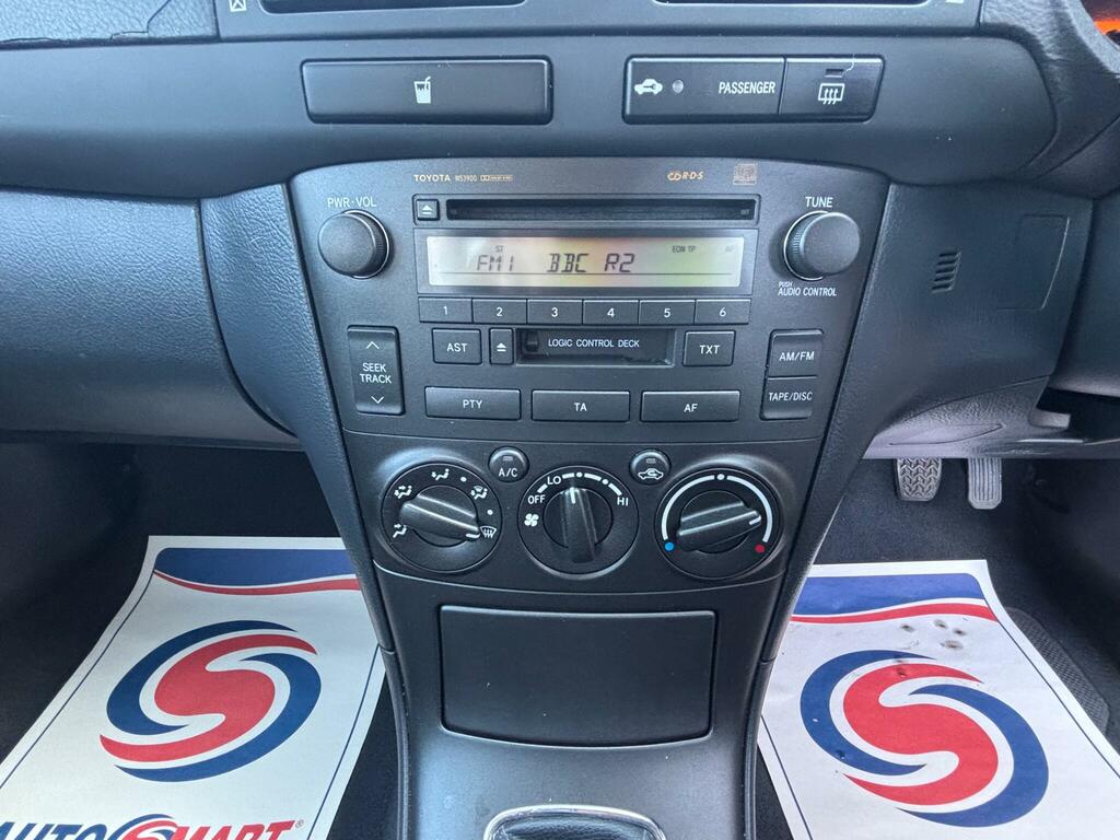 Toyota Avensis  Silver #11