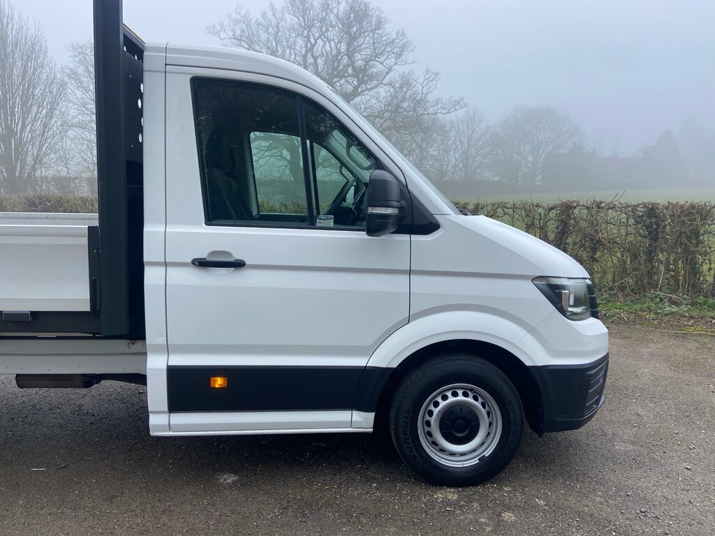Volkswagen Crafter 2.0 Tdi Cr35 Startline Dropside Fwd GU69VYV White #2