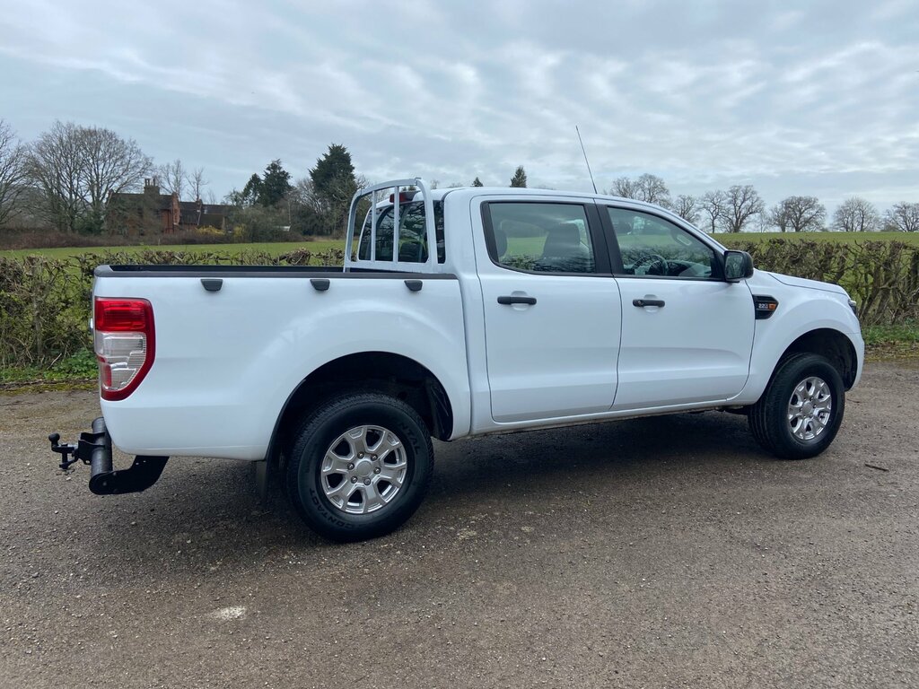 Ford Ranger 2.2 Tdci XL Pickup Double Cab 4W White #6