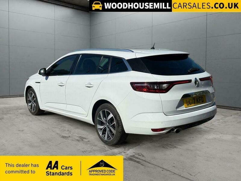 Renault Megane 1.5 Dci Dynamique Nav White #4