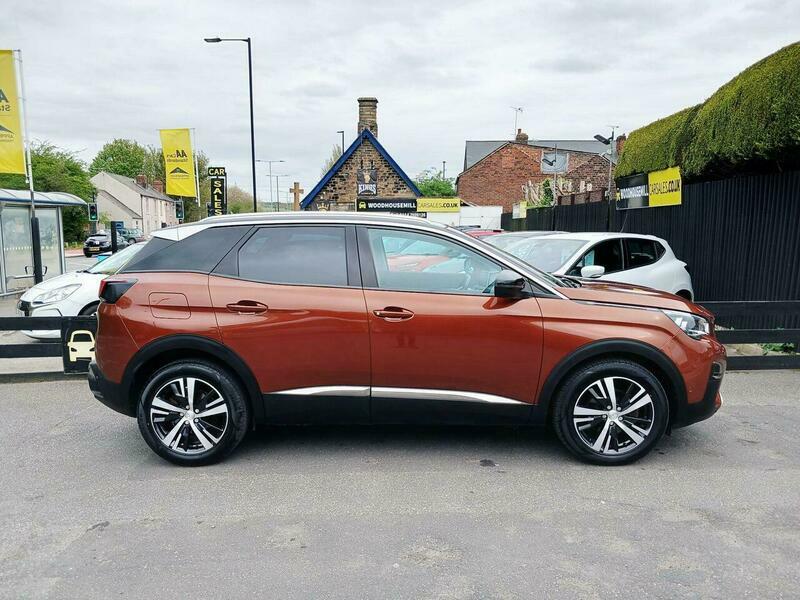 Peugeot 3008 1.2 Puretech Allure Euro YE19WEF Brown #2
