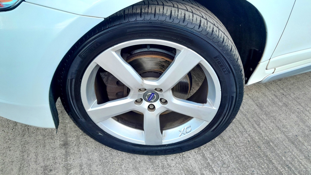 Volvo XC60 Vehicle Details Price - 8995 Make Volvo Model X DS12PYY White #3
