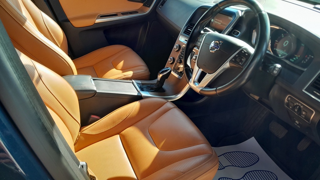 Volvo XC60 Vehicle Details Price - 14995 Make Volvo Model Blue #4