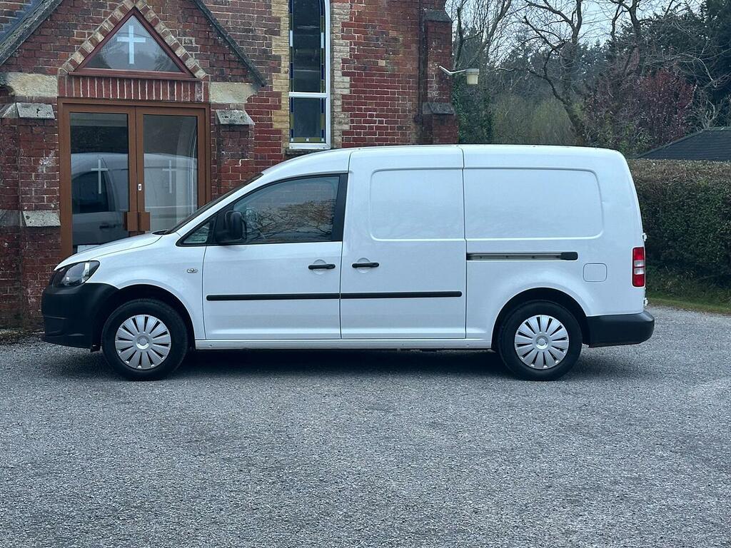 Volkswagen Caddy Maxi Mpv RF14FFD White #4
