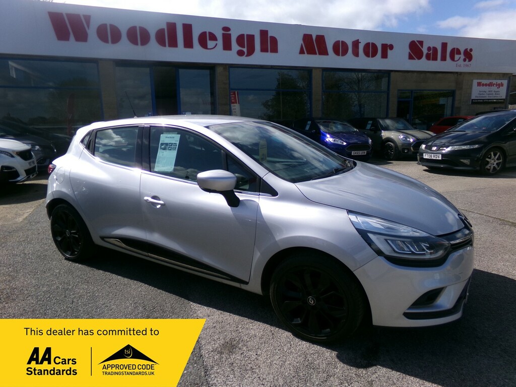 Renault Clio 1.5 Dci Dynamique S Nav Hatchback Manua Silver