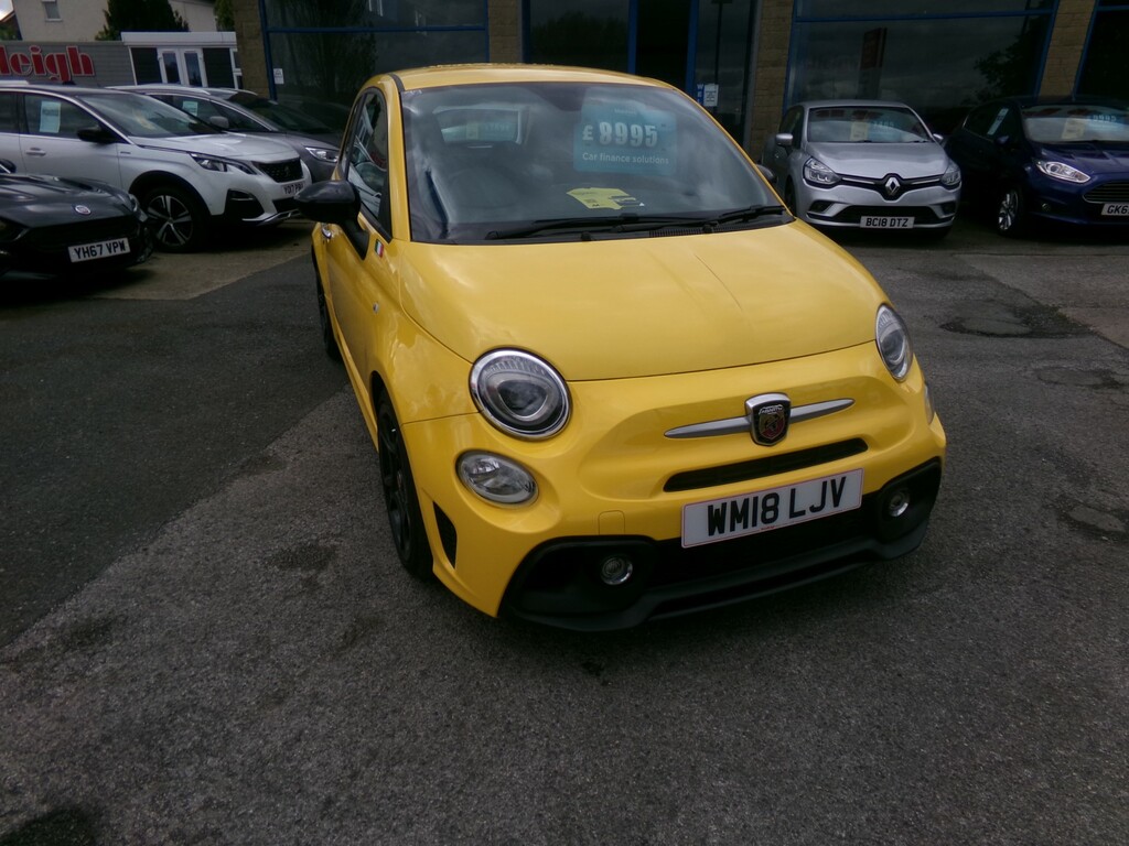 Abarth 595 1.4 T-jet Trofeo Hatchback Euro Yellow