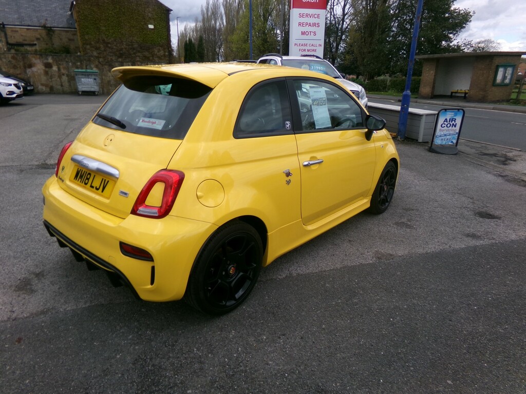 Abarth 595 1.4 T-jet Trofeo Hatchback Euro WM18LJV Yellow #6