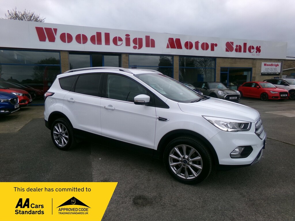 Ford Kuga 2.0 Tdci Ecoblue Titanium Edition Suv P White