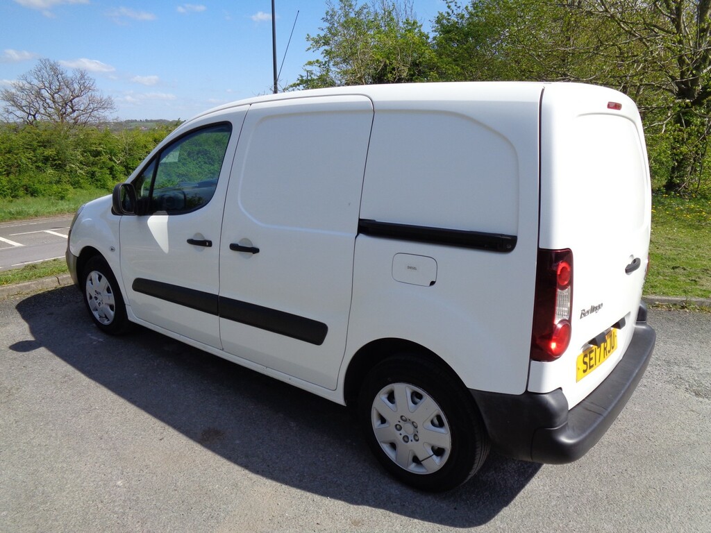 Citroen Berlingo 1.6 Bluehdi 625 LX SE17RJU White #4
