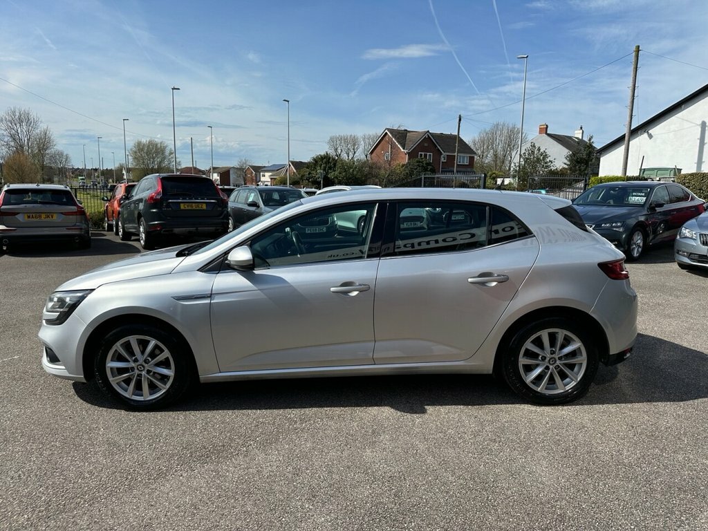 Renault Megane 2016 1.5 Dci Dynamique Nav Hatchback Ma LN66AZZ Silver #3