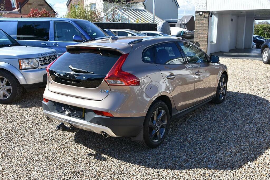 Volvo V40 Cross Country 2.0 D4 Lux Nav Euro 6 Ss Brown #4