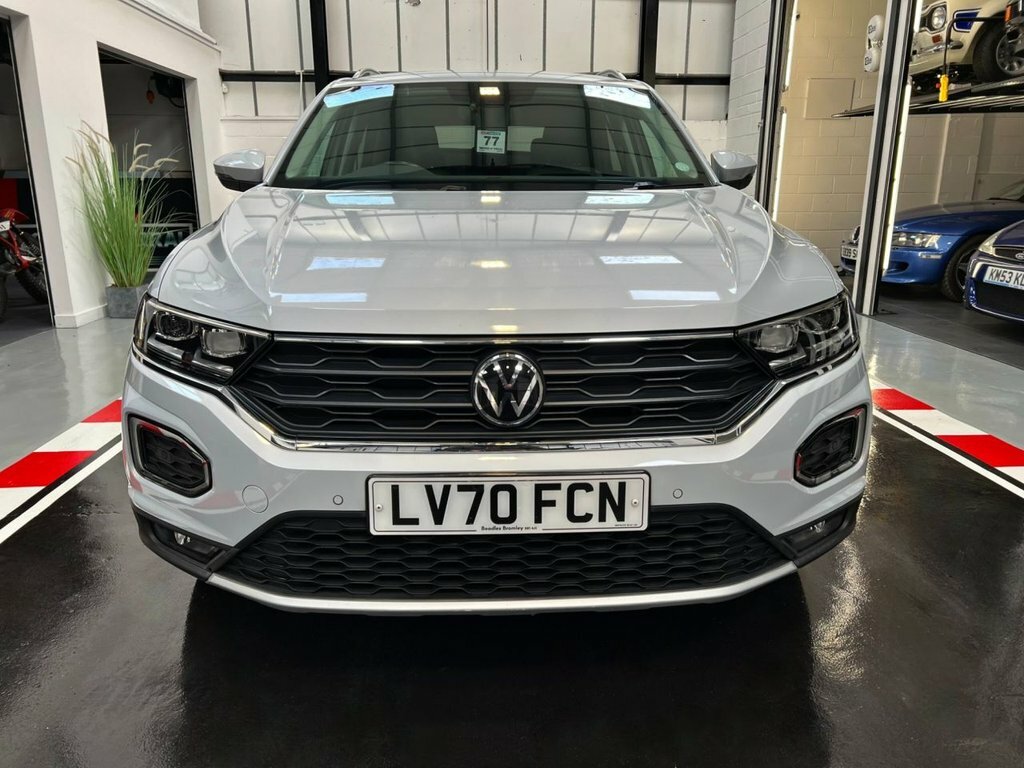 Volkswagen T-Roc 1.5L Sel LV70FCN Silver #4