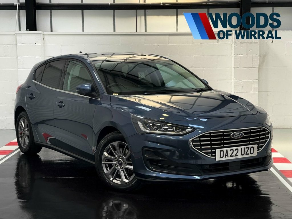 Ford Focus 1L Titanium Style Blue