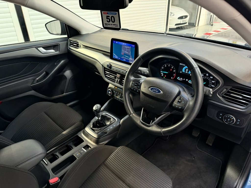 Ford Focus 1L Titanium Style DA22UZO Blue #2