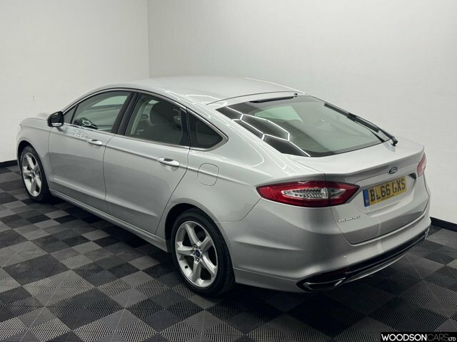 Ford Mondeo 2017 2.0 Tdci Titanium Hatchback Powers BL66GXS Silver #2