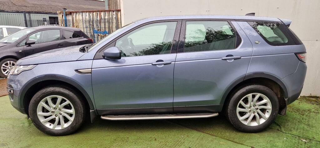 Land Rover Discovery Sport Se Tech Td4 NU67AZG Blue #6