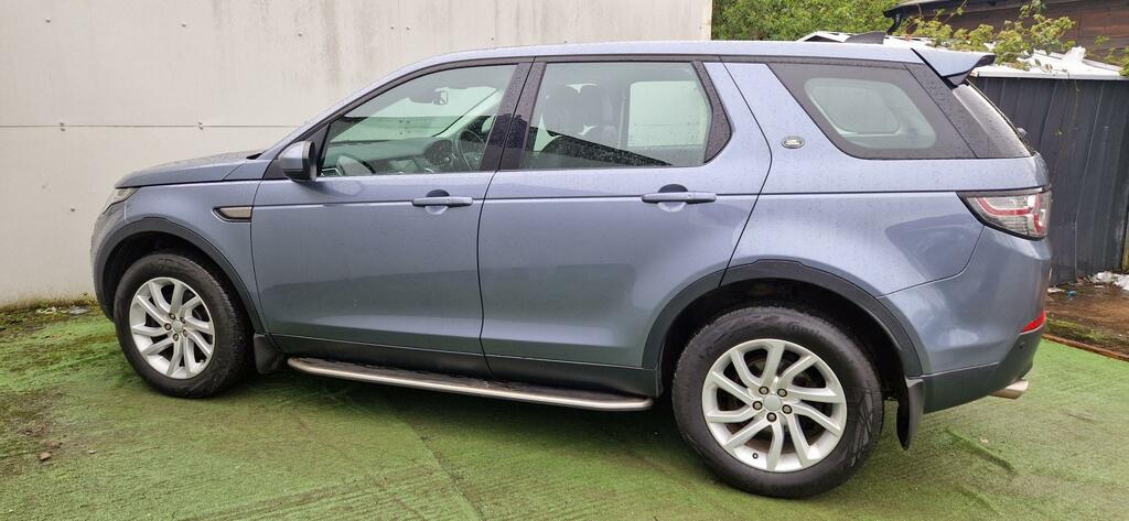 Land Rover Discovery Sport Se Tech Td4 NU67AZG Blue #5