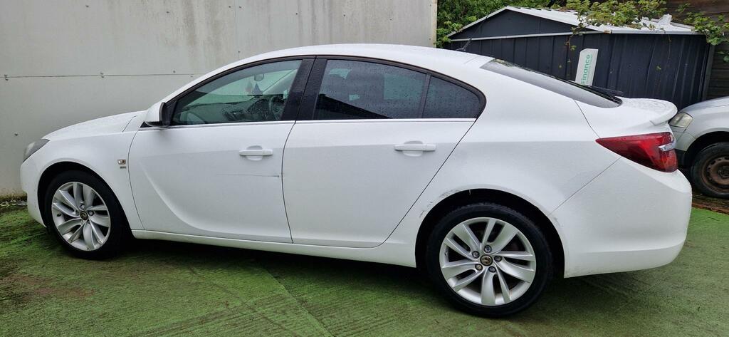 Vauxhall Insignia Sri White #5