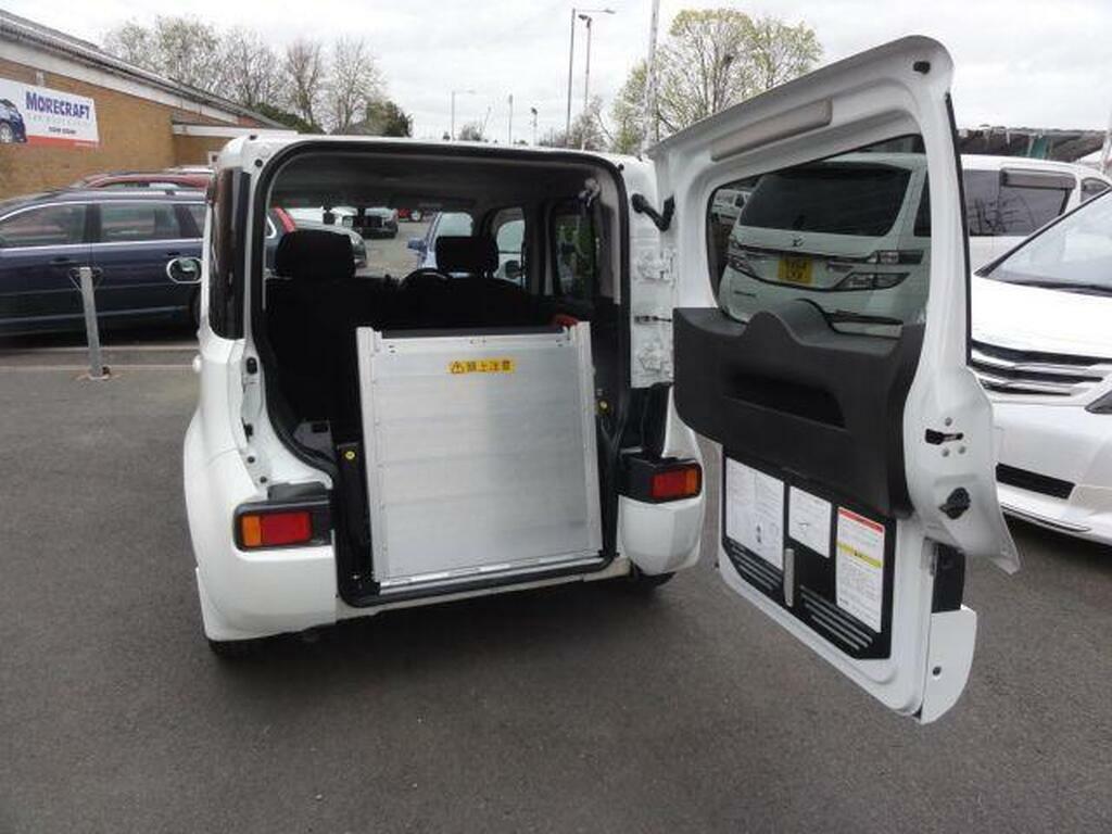 Nissan Cube Hatchback Cube 16V 200352 Beige #1