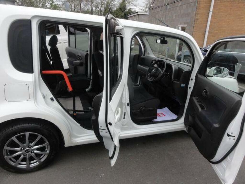 Nissan Cube Hatchback Cube 16V 200352 Beige #15
