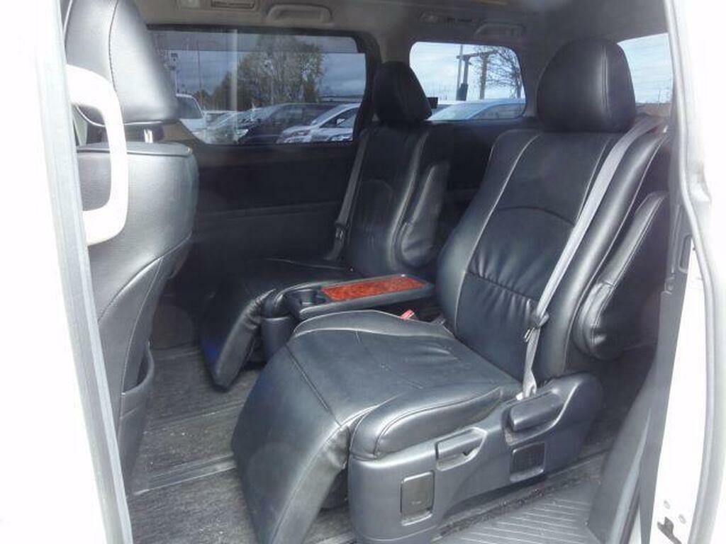 Toyota Vellfire Z Platinum 2.4 CX10GZN White #4