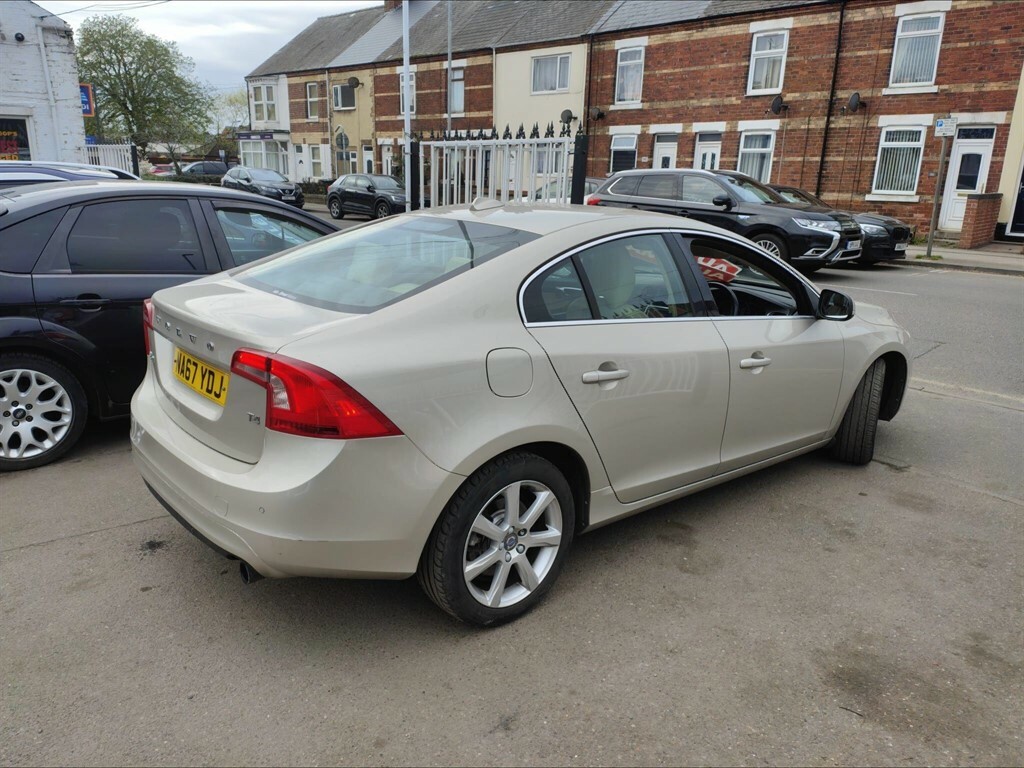 Volvo S60 2.0 T4 Se Nav Euro 6 Ss Gold #4
