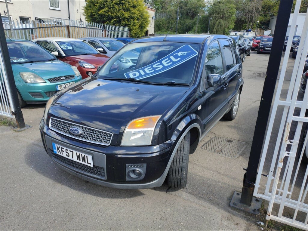 Ford Fusion 1.4 Tdci Plus Black #2