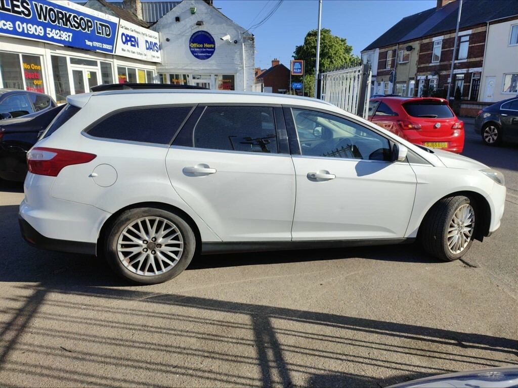 Ford Focus 1.6 Zetec Euro 5 MK12LND White #3