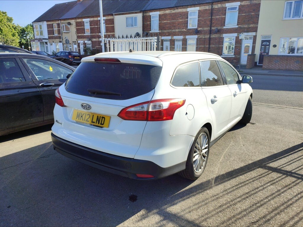 Ford Focus 1.6 Zetec Euro 5 MK12LND White #4