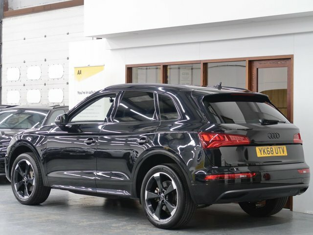 Audi Q5 Tfsi 45 Black Edition YK68UTV Black #4
