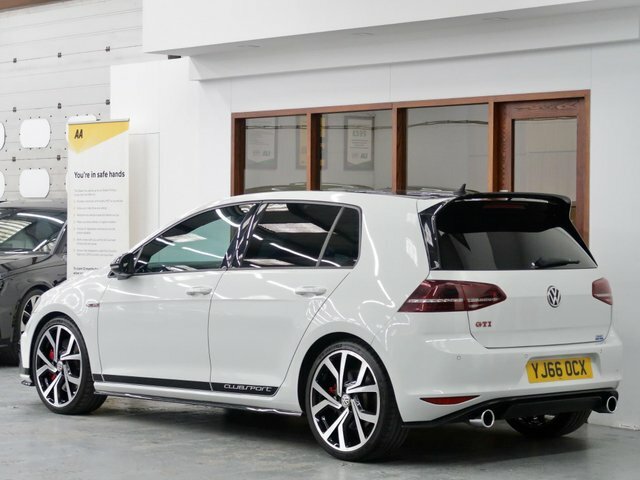 Volkswagen Golf Tsi Bluemotion Tech Gti YJ66OCX White #4