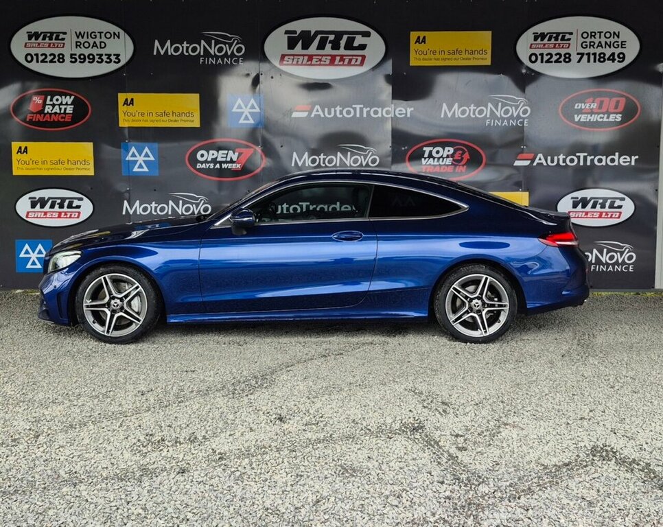 Mercedes-Benz C Class 2L Amg Line Blue