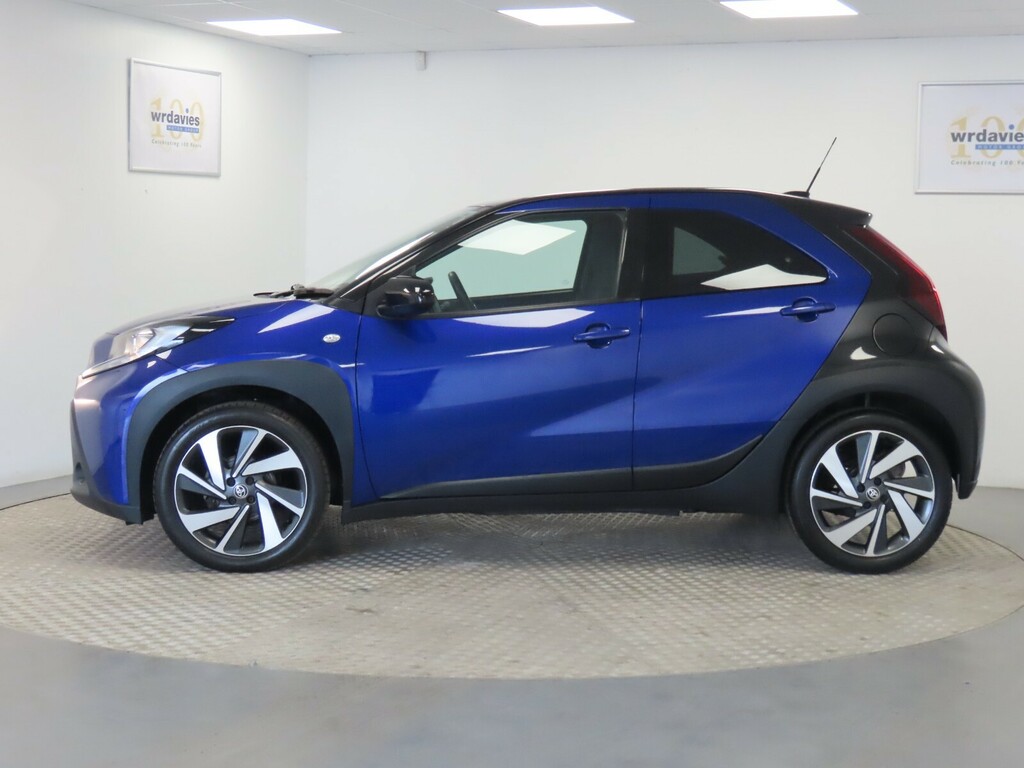 Toyota Aygo X 1.0 Vvt-i Edge DE23LLJ Blue #4