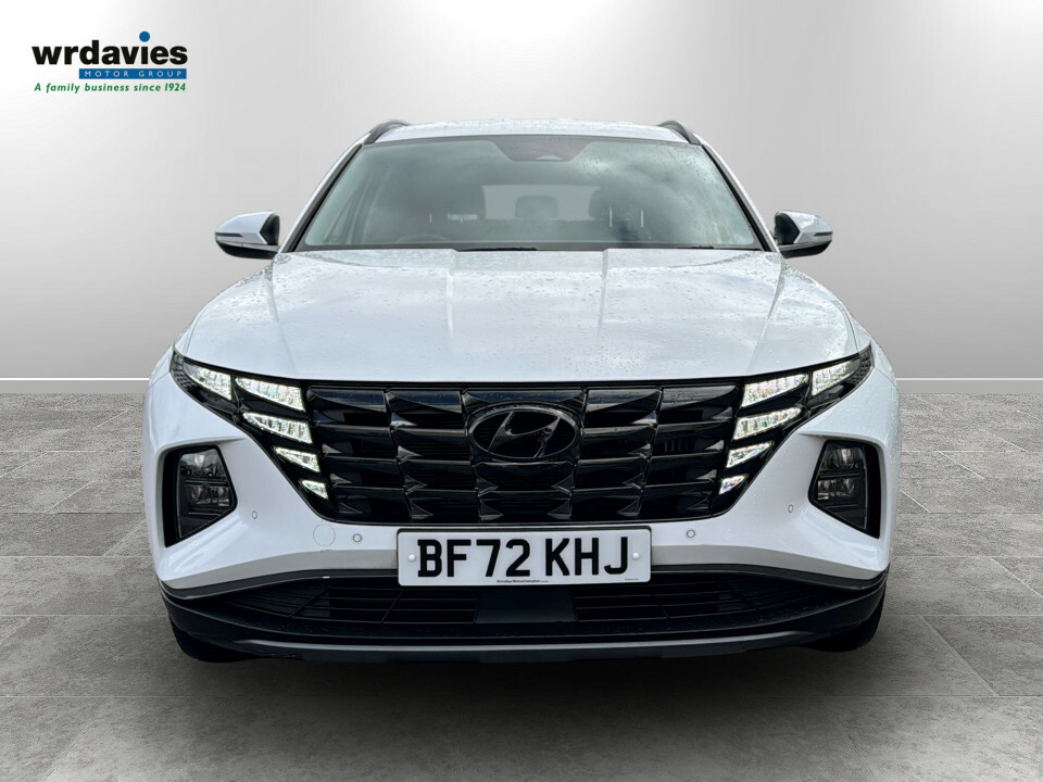 Hyundai Tucson 1.6 Tgdi Hybrid 230 Premium 2Wd BF72KHJ White #2