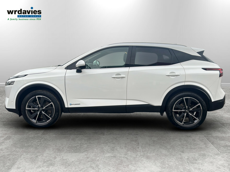 Nissan Qashqai 1.5 E-power Tekna BF23NNP White #4
