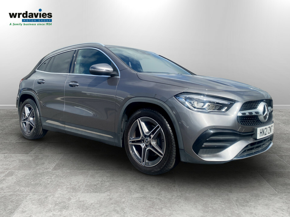 Mercedes-Benz GLA Class Gla 200 Amg Line Premium Grey