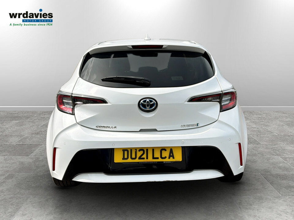 Toyota Corolla 1.8 Vvt-i Hybrid Design Cvt DU21LCA White #6