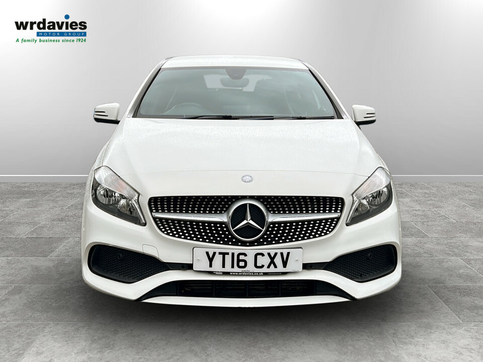 Mercedes-Benz A Class A200d Amg Line Executive YT16CXV White #2