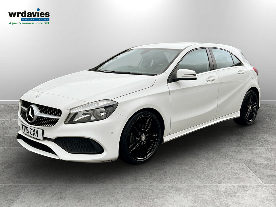 Mercedes-Benz A Class A200d Amg Line Executive YT16CXV White #3