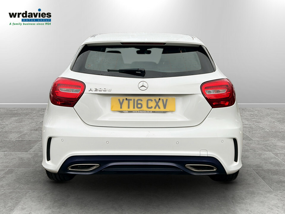 Mercedes-Benz A Class A200d Amg Line Executive YT16CXV White #6
