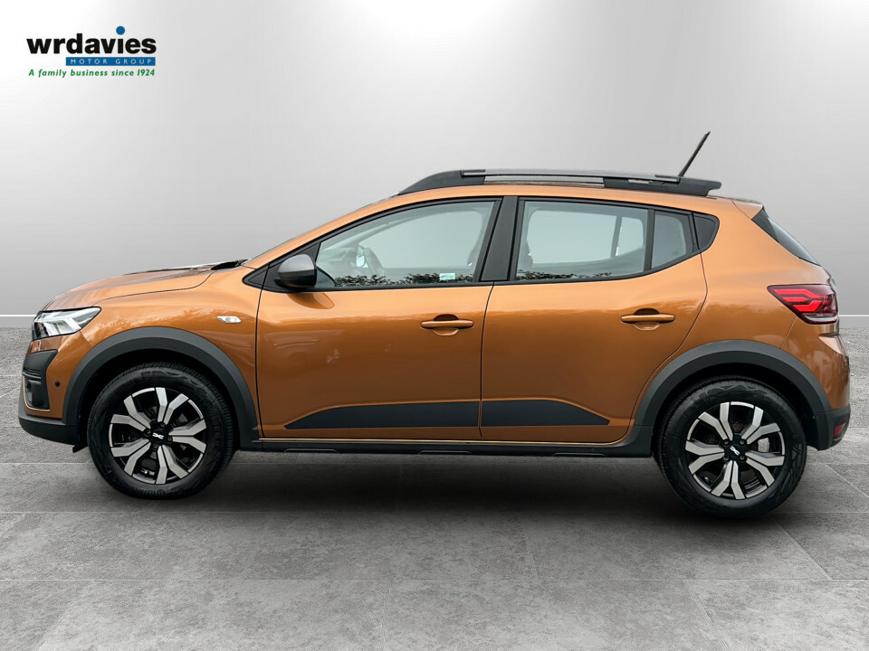 Dacia Sandero Stepway 1.0 Tce Journey CY23HRP Green #4