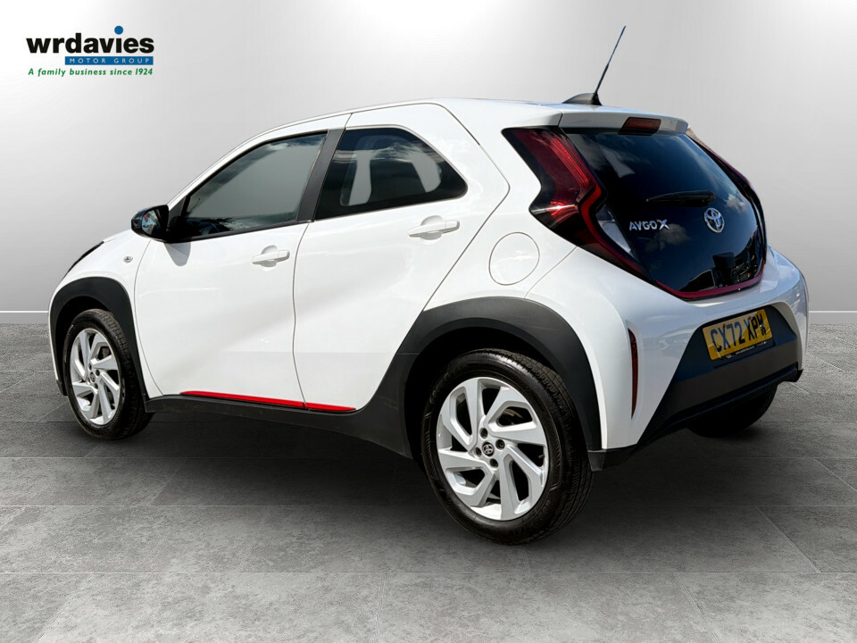 Toyota Aygo X 1.0 Vvt-i Pure CX72XPW White #5
