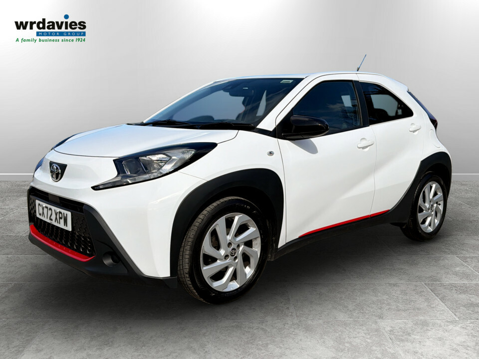 Toyota Aygo X 1.0 Vvt-i Pure CX72XPW White #3
