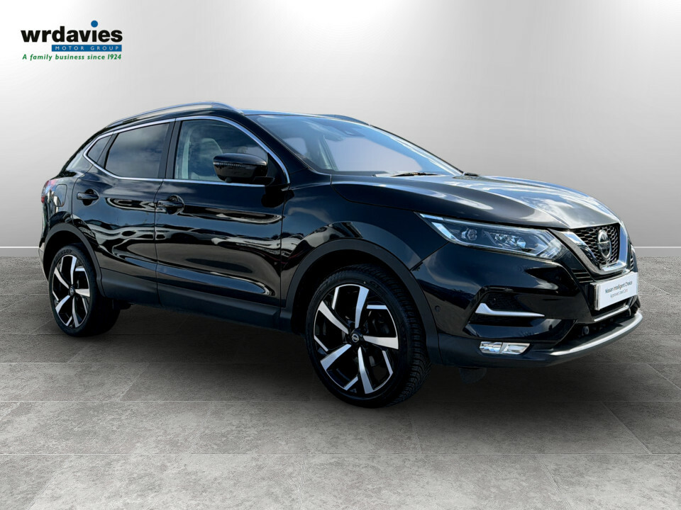 Nissan Qashqai 1.3 Dig-t Tekna Black
