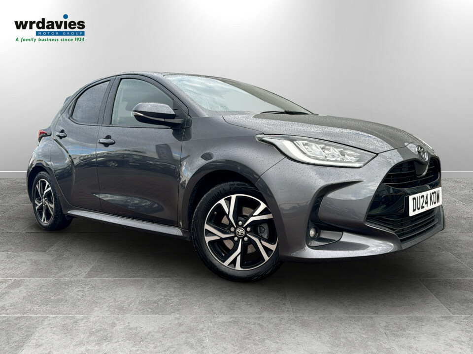 Toyota Yaris 1.5 Hybrid Design Cvt Grey