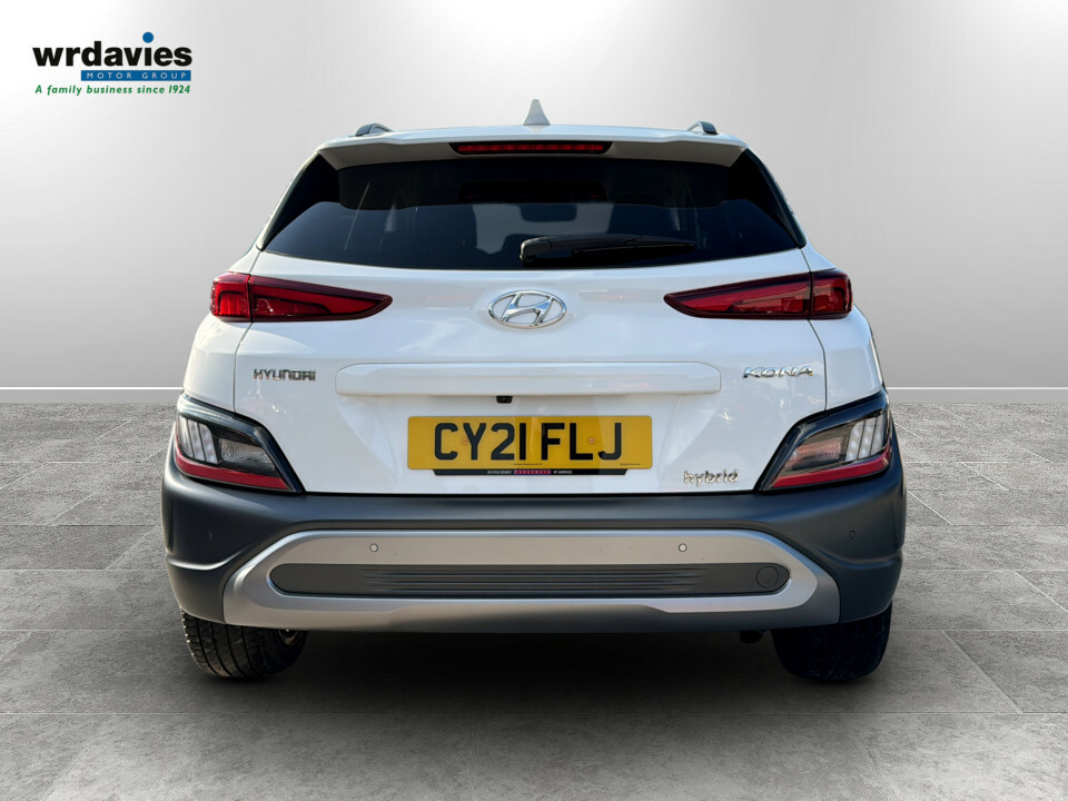 Hyundai Kona 1.6 Gdi Hybrid Premium Dct White #6